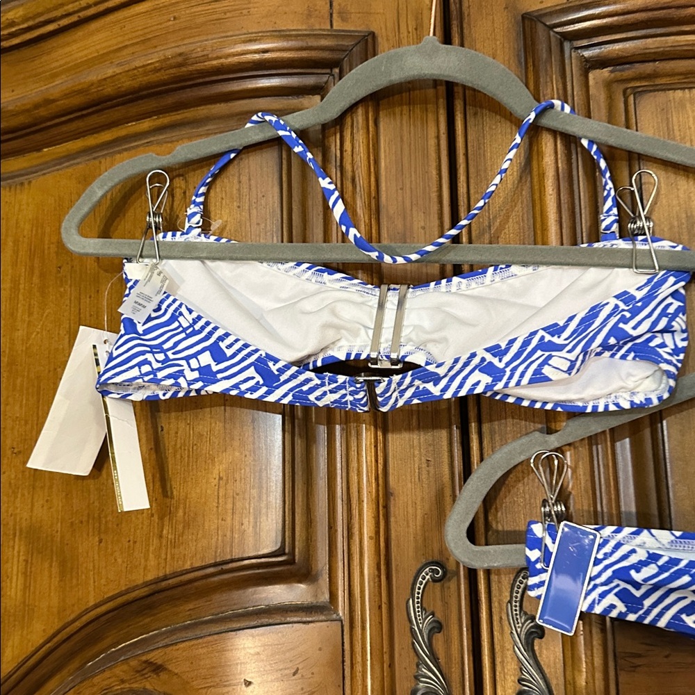 NEW R Collection Blue and White Geometric By Raisins Bandeau Bikini Set Size M - Picture 7 of 9